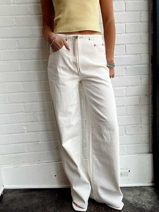 MADISON MID RISE WIDE LEG-MILKSHAKE
