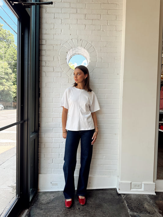 SHIRRED WAIST DOLMAN TEE