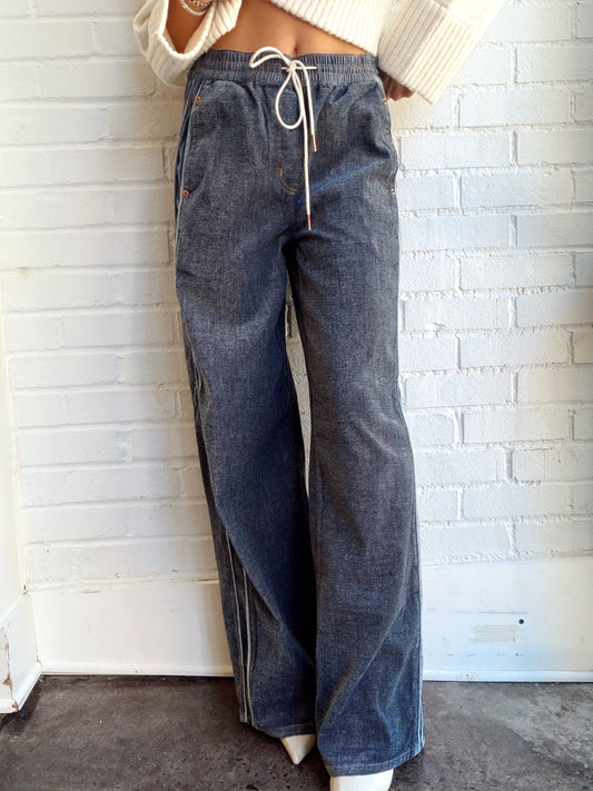 COZY JEAN- WIDE LEG PULL ON