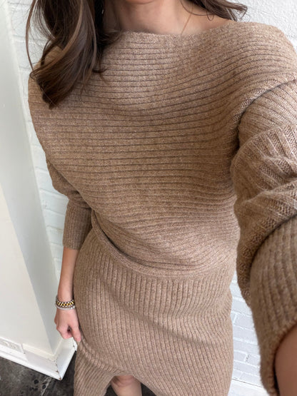 MIDI KNIT SWEATER DRESS