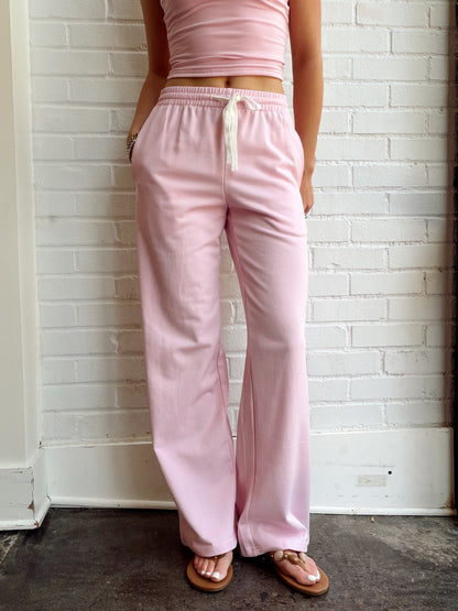 MID-RISE WIDE LEG SWEATPANTS