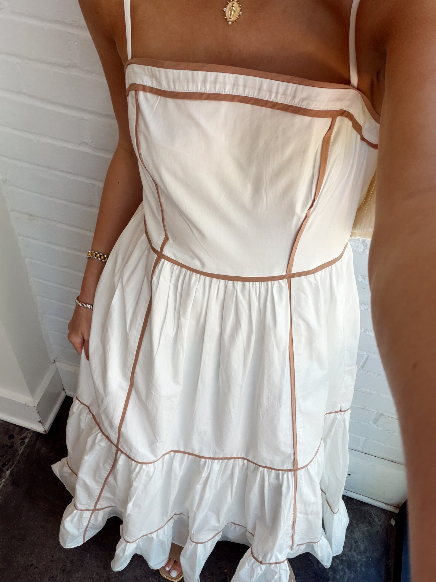 CAMBRIA SQUARE NECKLINE SLEEVELESS MAXI