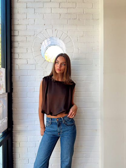 MONROE BUBBLE HEM TOP
