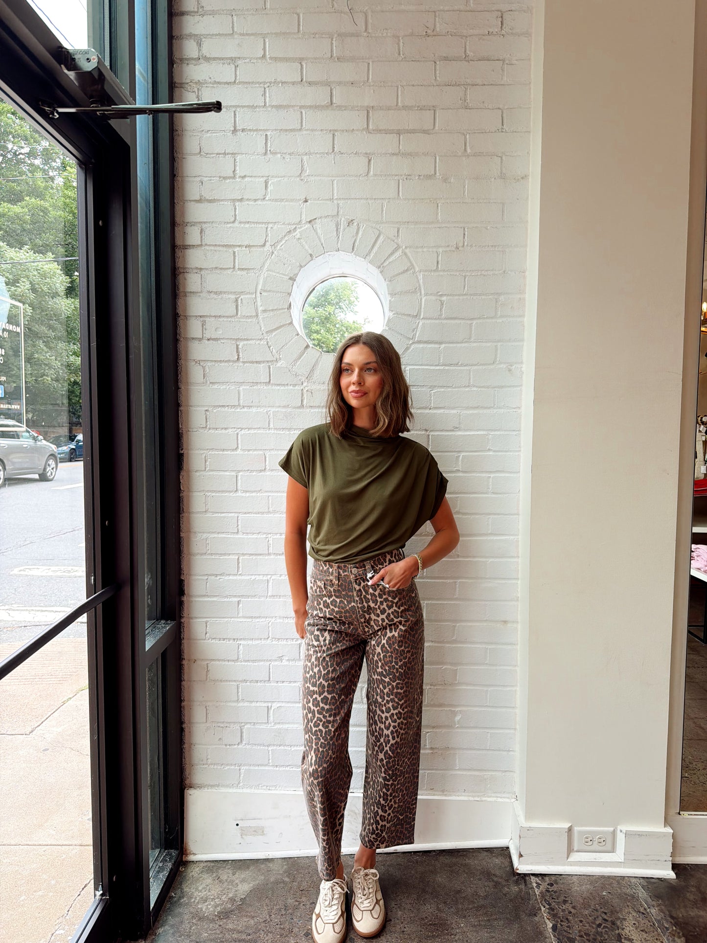 SHIRRING PLEATED MOCK NECK KNIT TOP