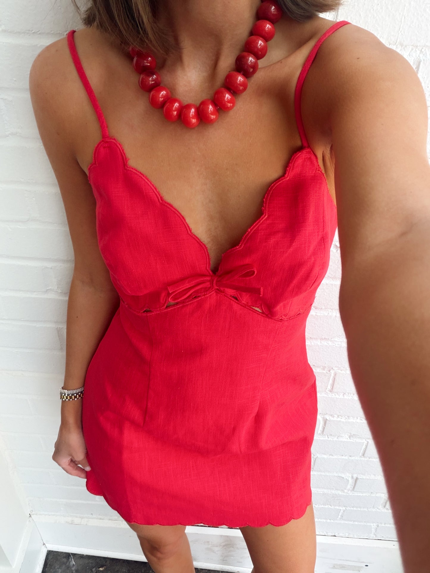LINEN SCALLOP CUT V-NECK MINI DRESS