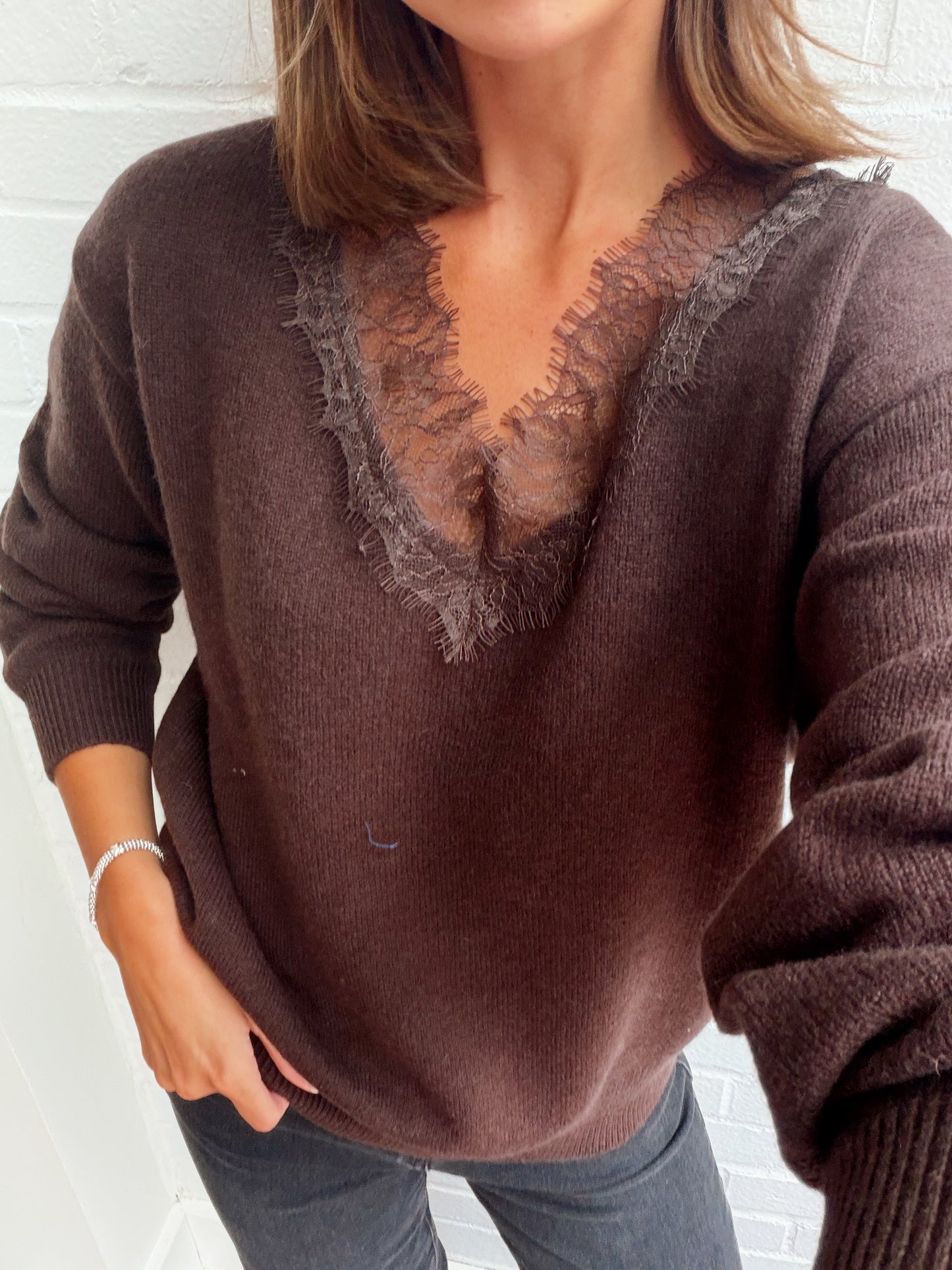 JADYN SWEATER