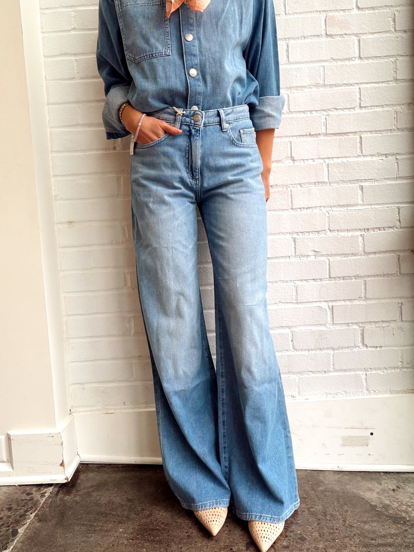 ALEX BAGGY WIDE LEG: LOW RISE 32"