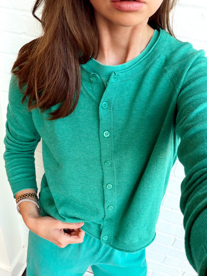 THE PERFECT LAYER CARDIGAN