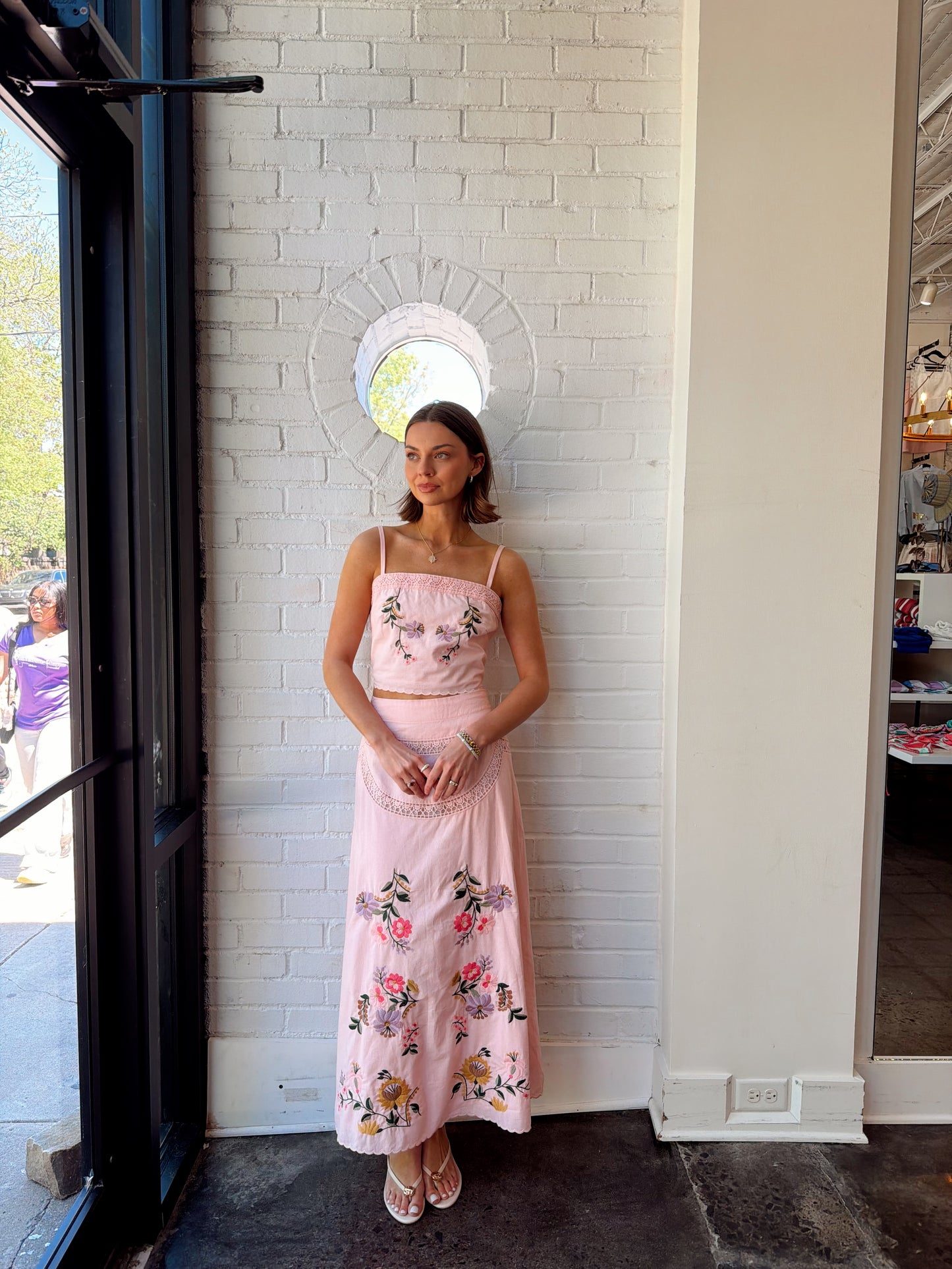 EMBROIDERED FLORAL LACE DETAIL SET