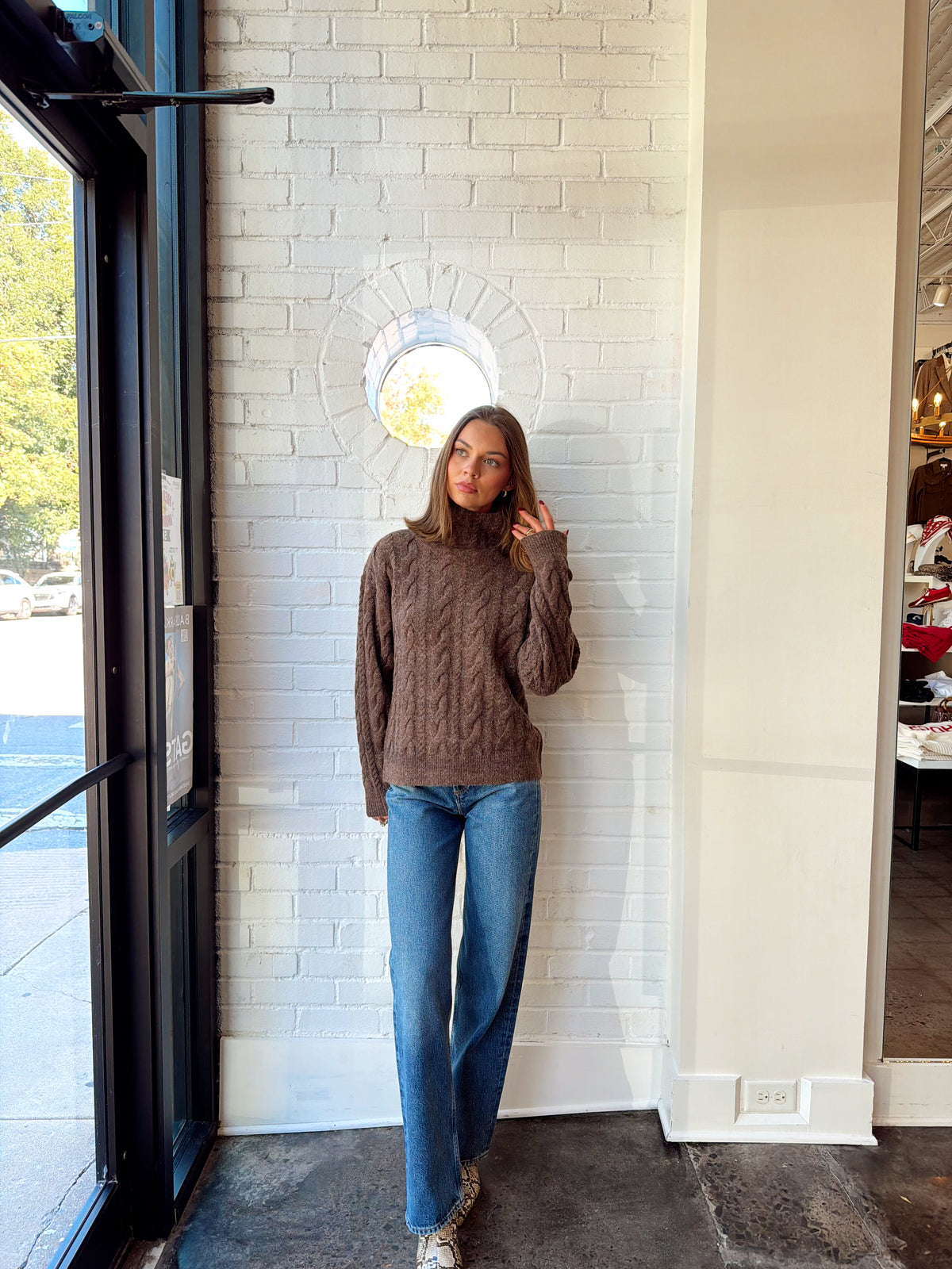 TAWNY SWEATER
