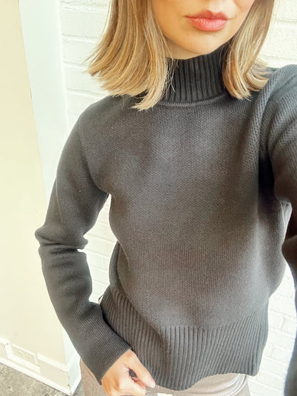 ZIP DOWN SWEATER