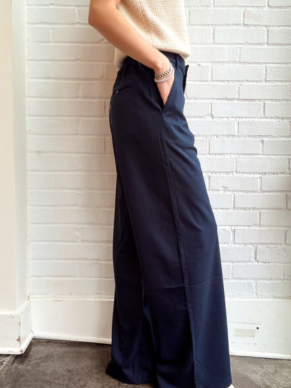 LIGHT WEIGHT TWILL RELAXED TROUSER
