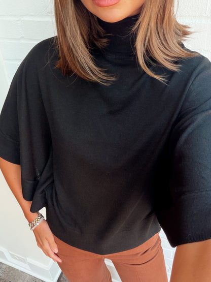 TURTLE NECK LIGHT WEIGHT SWEATER TOP