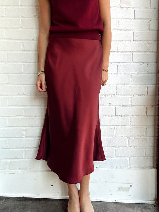 WINDEY SKIRT