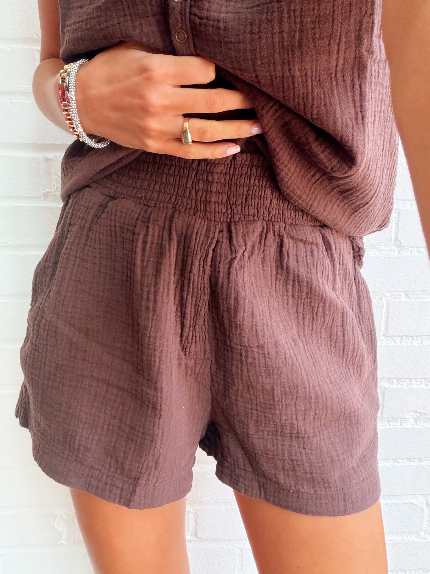 FAUX FLY SMOCKED SHORT