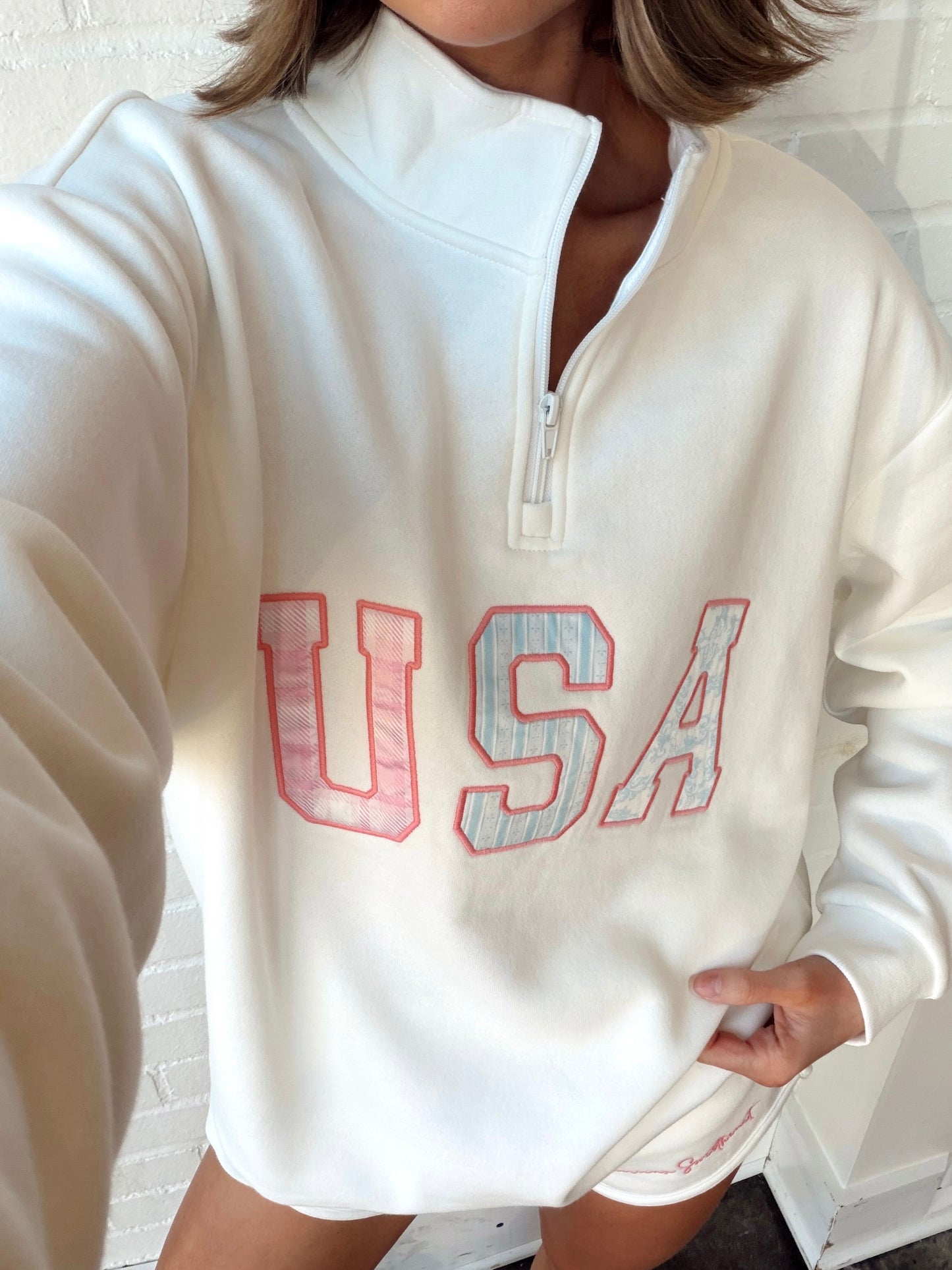 FLEECE QUARTER ZIP W/ USA APPLIQUE