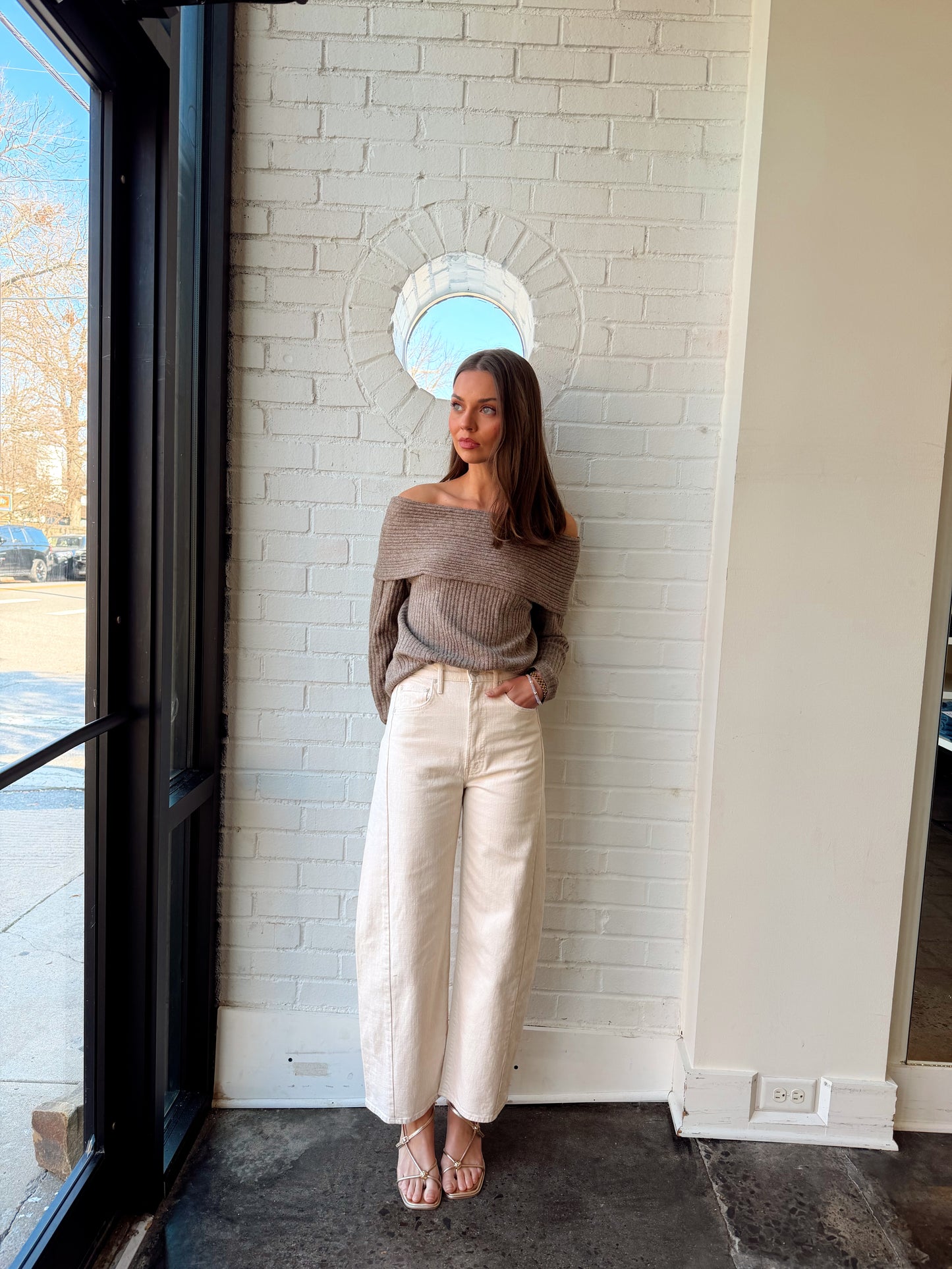 THE HALF-PIPE ANKLE- ACT NATURAL