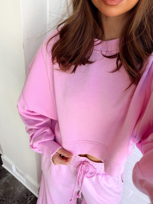 SEMI-CROP SWEATSHIRT