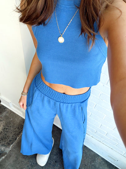 HALTER NECK CROP & PANT SET