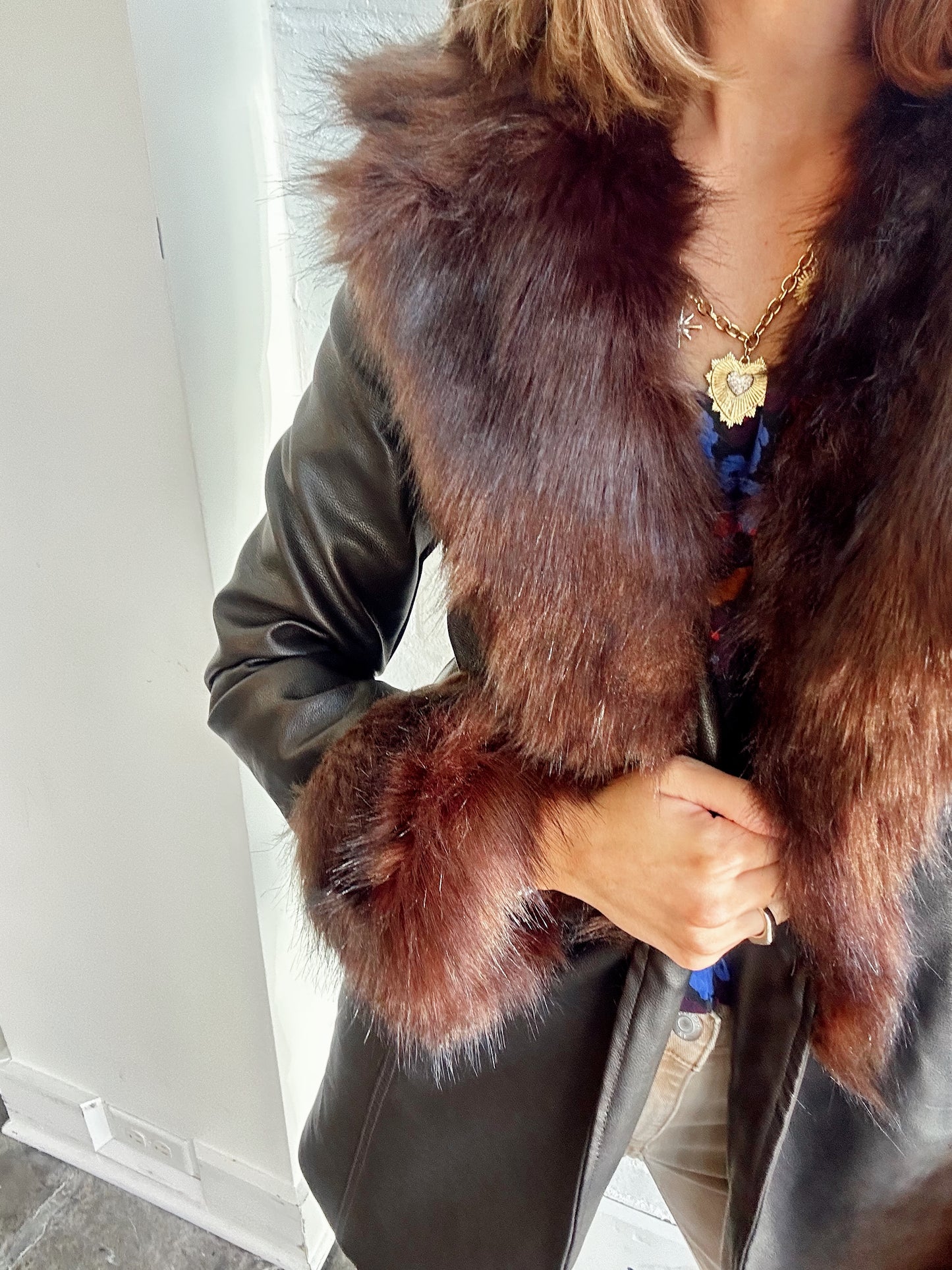 JACKET W/ FUR AND LINING