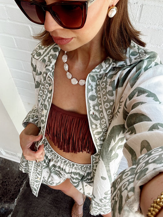 BORDER PRINT BUTTON UP