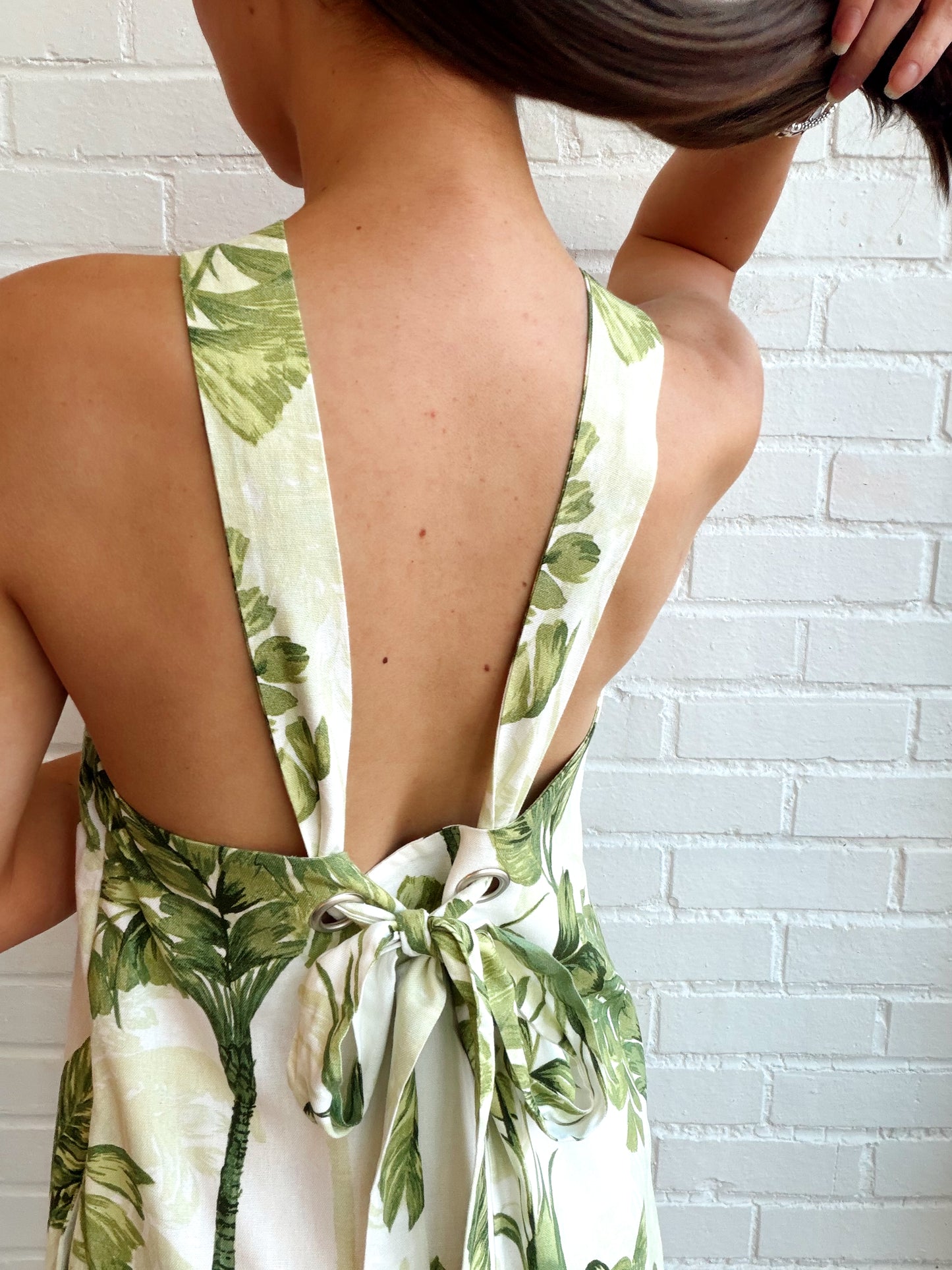 PALMET TROPICAL AMORY HALTER MINI DRESS