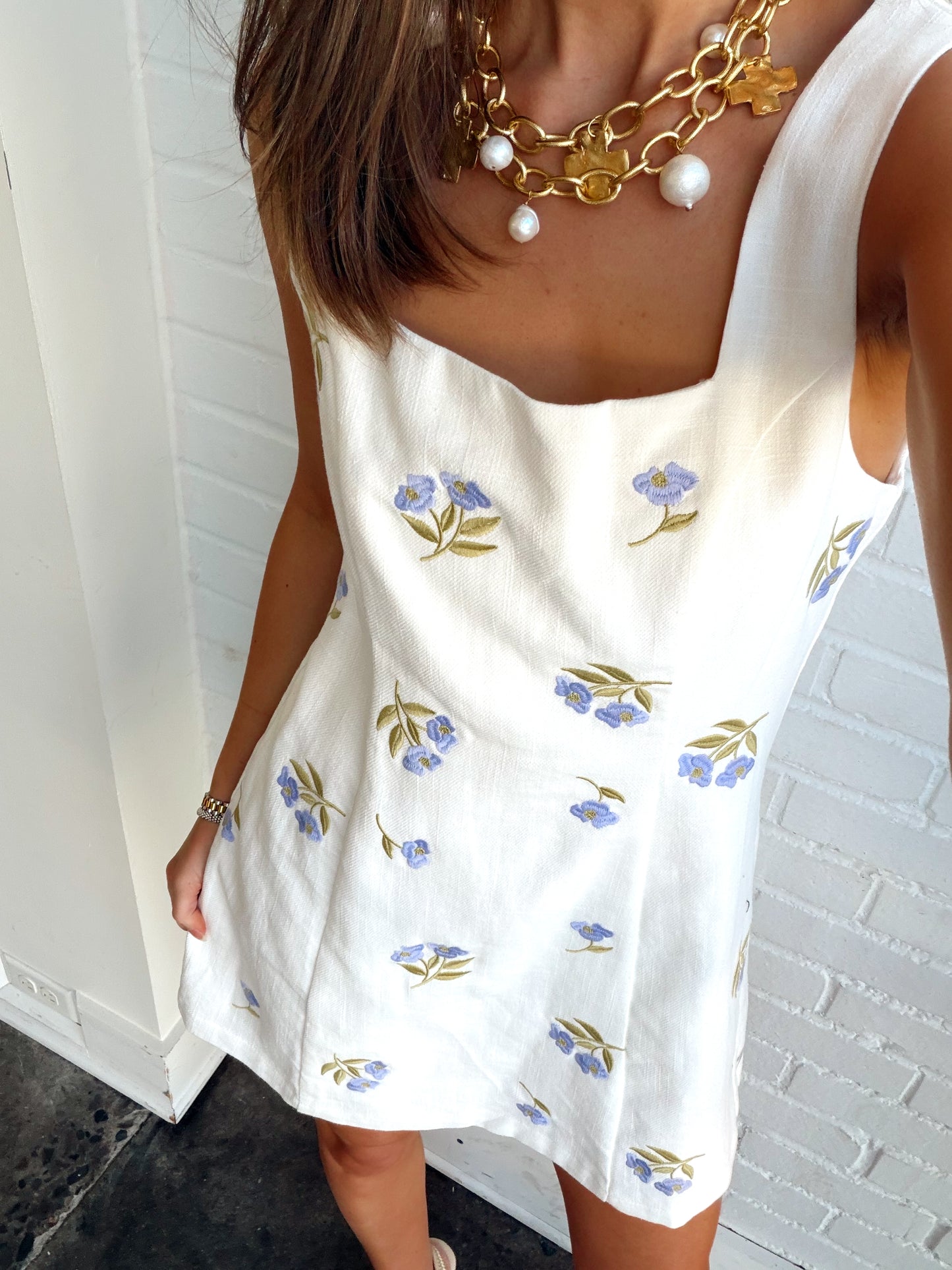 EMBROIDERED SQUARE NECK MINI