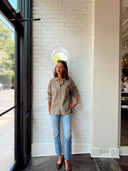 ON DUTY GINGHAM BUTTON UP TOP
