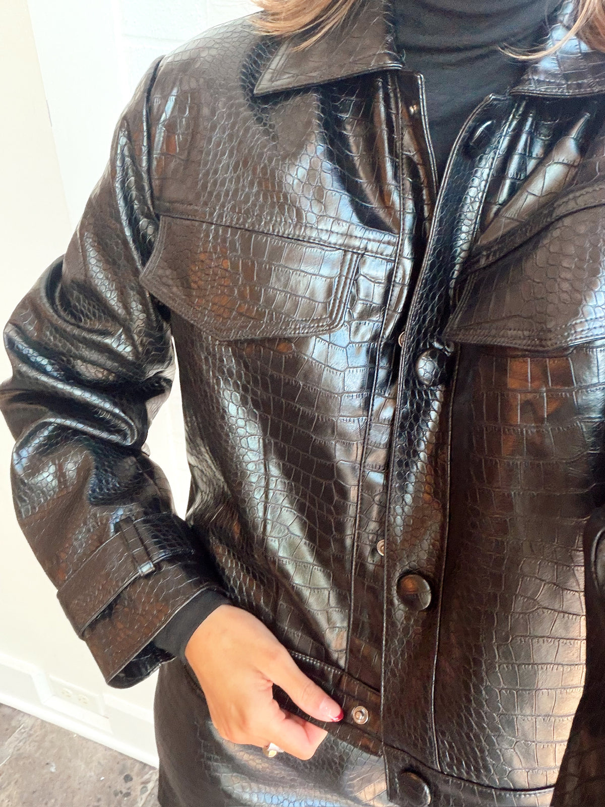 FAUX CROC SHRUNKEN JACKET