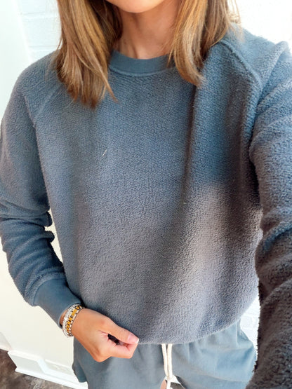 ZIGGY REVERSED FLEECE SHRUNKEN CREW- TURBULENCE