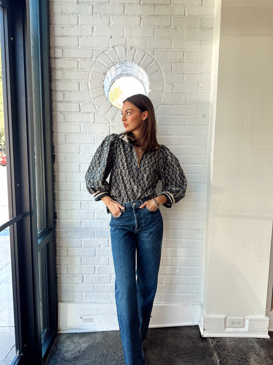 PATRICIA COLLAR FLORAL HALF ZIP TOP