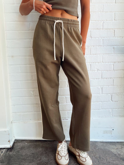 CLAUD TRAVEL TRACK PANT
