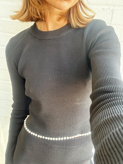 PEARL ACCENT MOCK NECK TOP