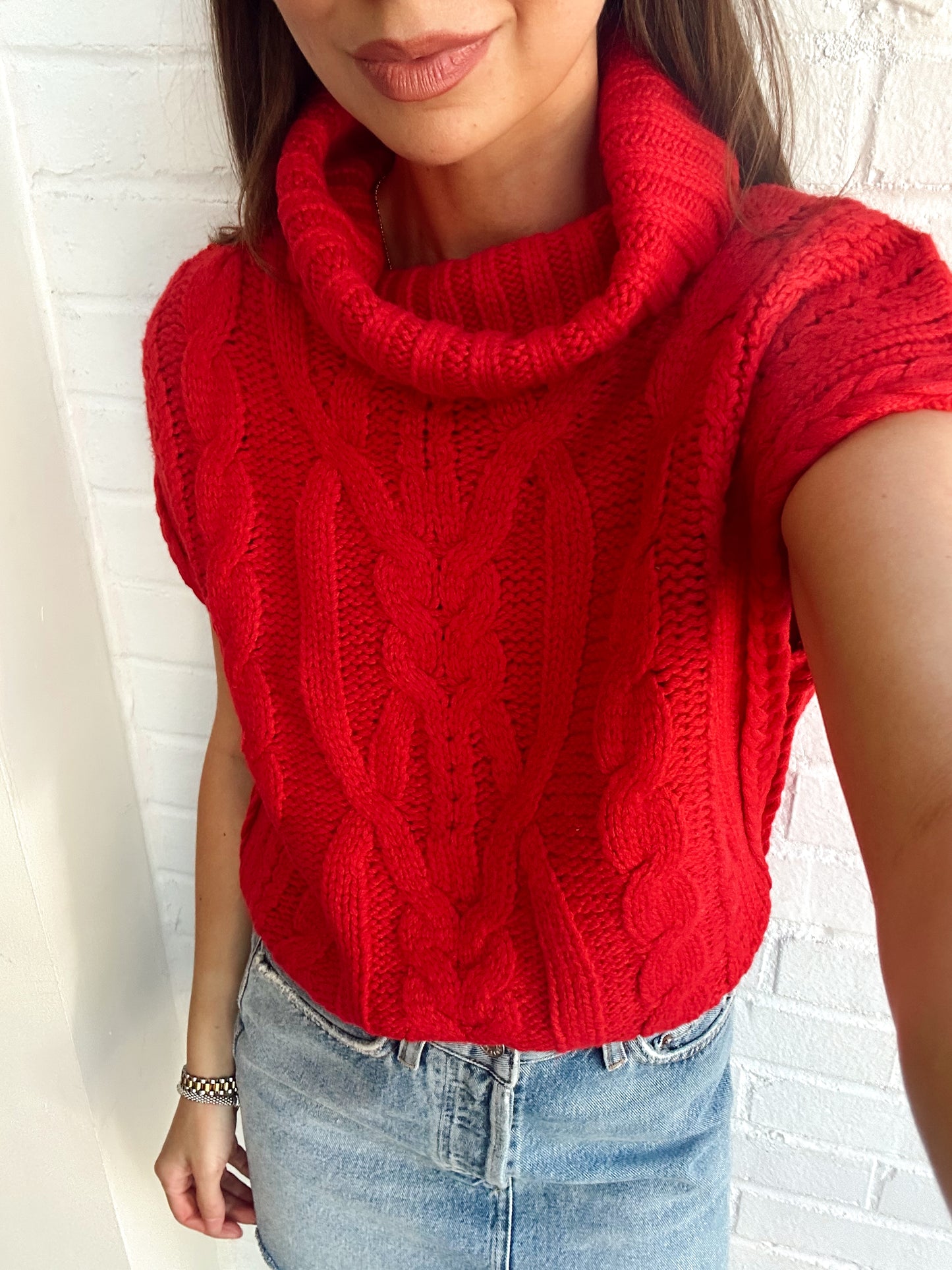 CABLE TRIM HIGH-LOW VEST