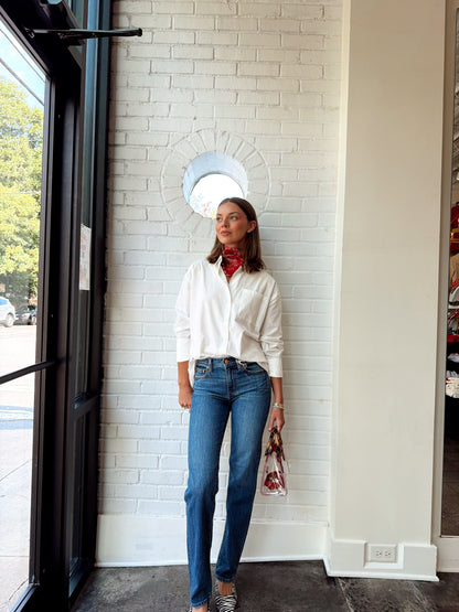 BACK PLEAT DETAILED BUTTON DOWN