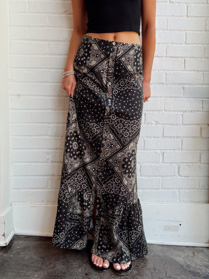 THE LINEN BUTTON FRONT MAXI SKIRT