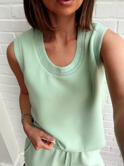 CAMBRIE SCOOP NECK TANK
