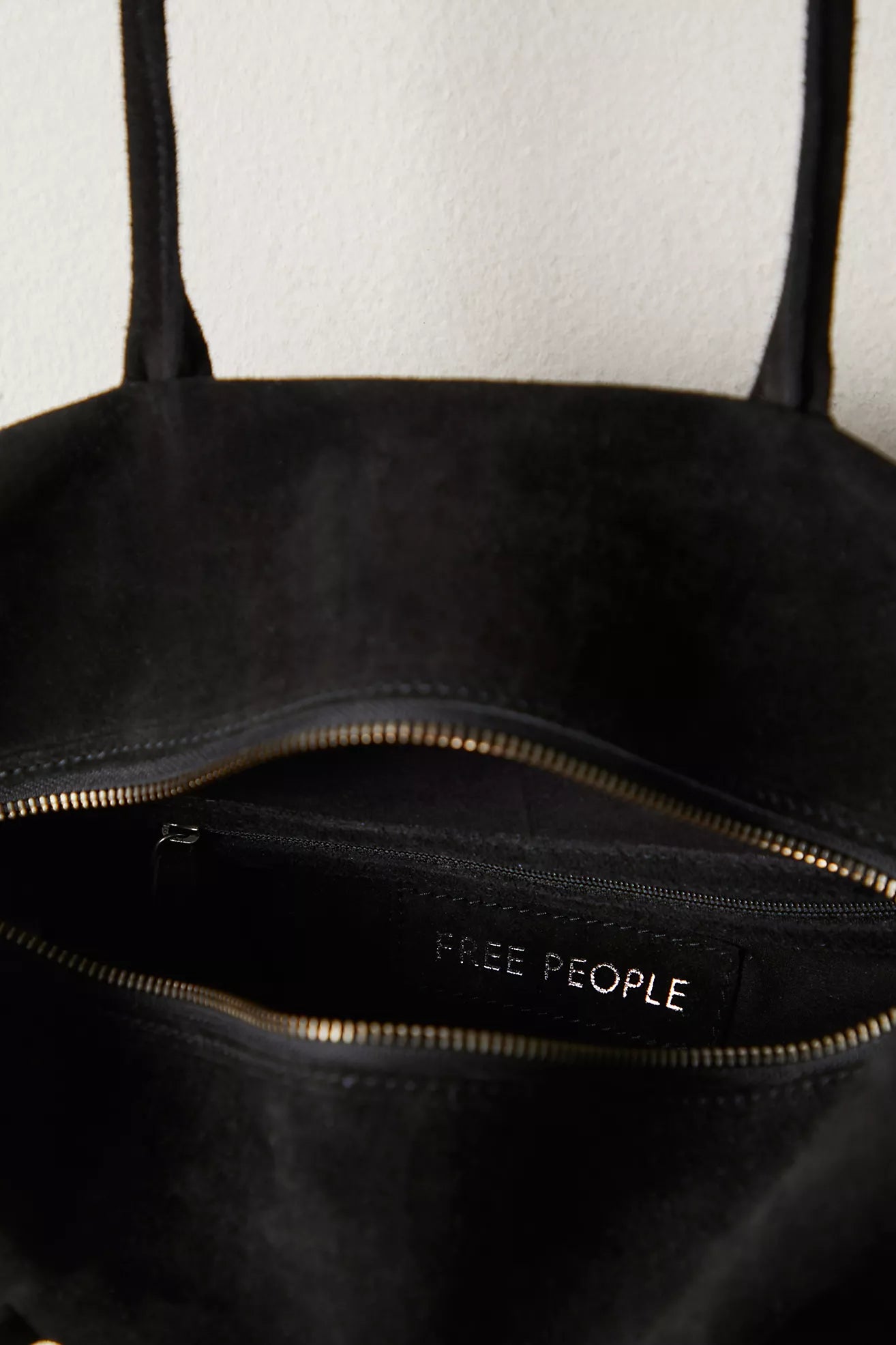 SIERRA SUEDE SHOULDER BAG