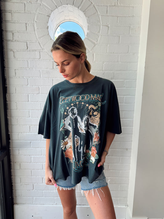 FLEETWOOD MAC RUMOURS EMBROIDERED OS TEE