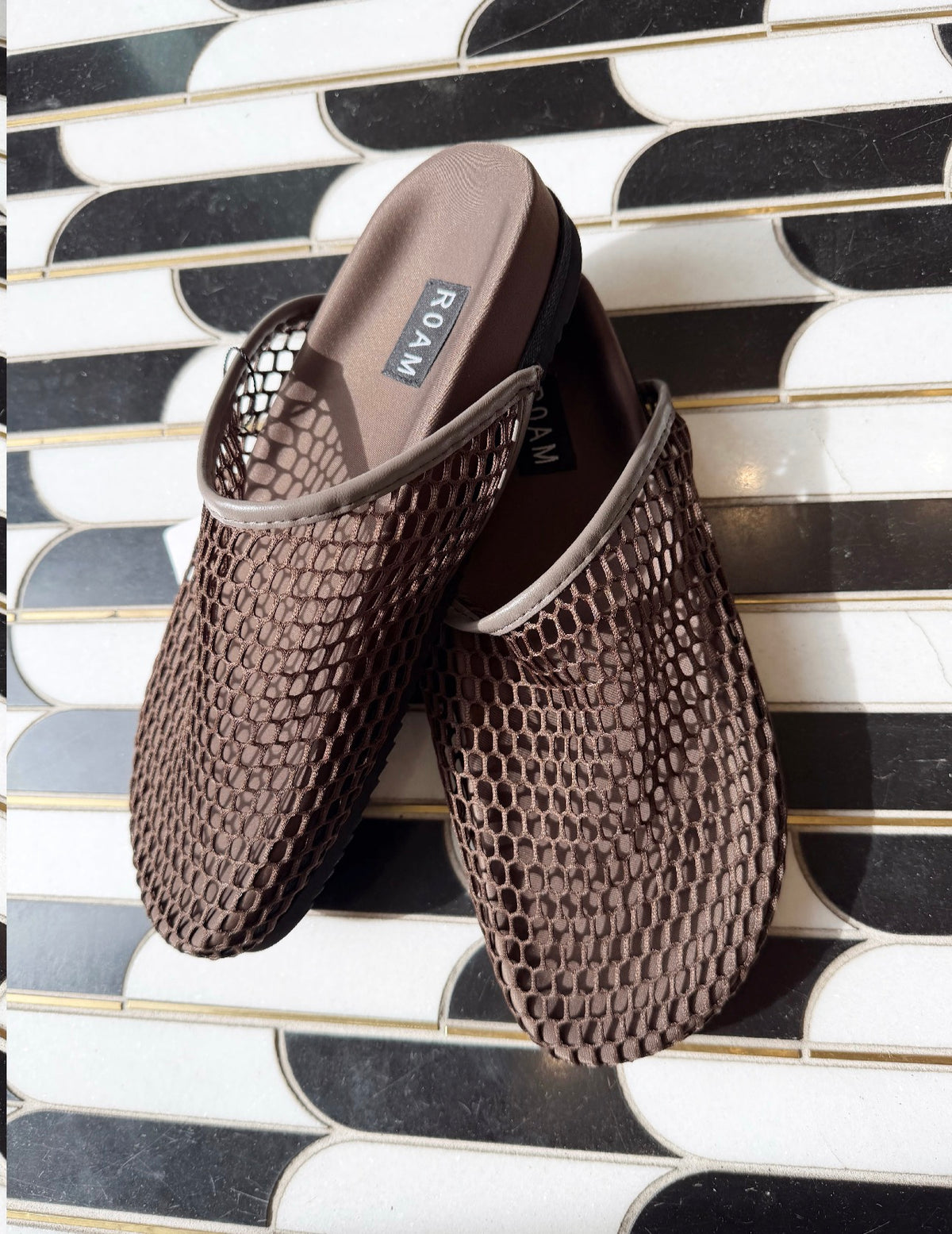 THE MESH CLOG