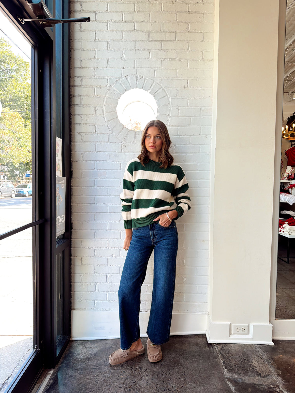 CAROLINE CREWNECK