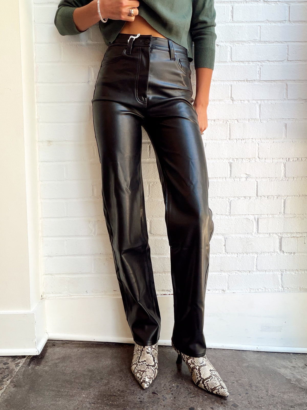 CASSIE SUPER HIGH RISE STRAIGHT- ONYX