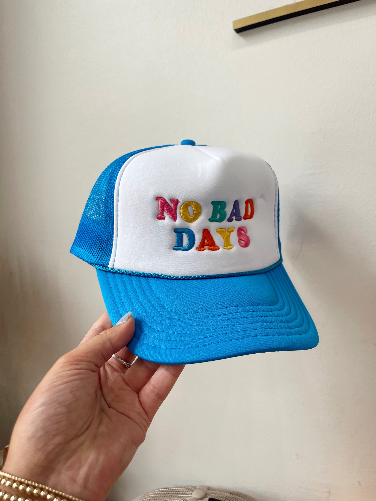 NO BAD DAYS HAT